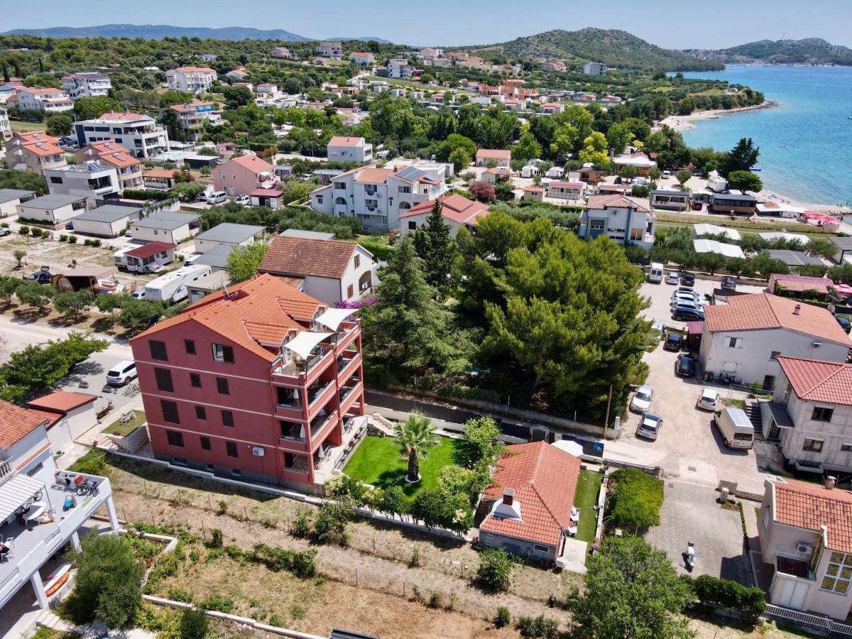 Apartments Villa Sanmarino Pakoštane Zewnętrze zdjęcie