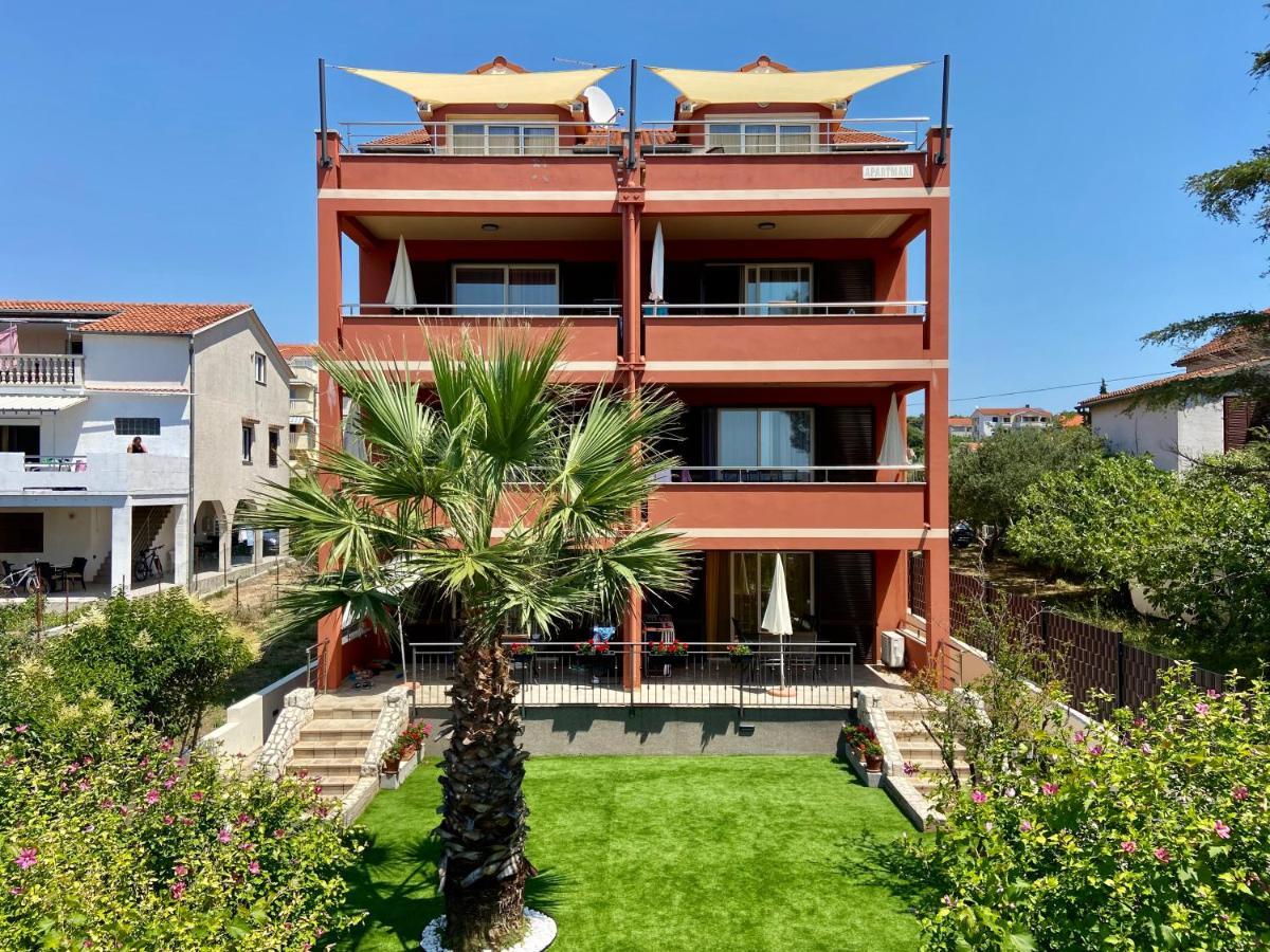 Apartments Villa Sanmarino Pakoštane Zewnętrze zdjęcie